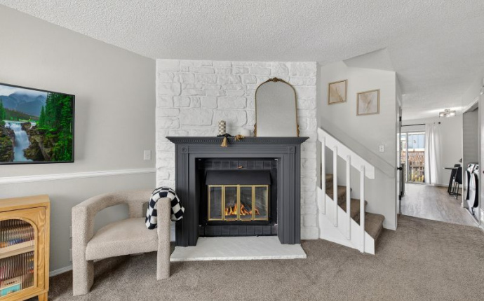 8188 S Fillmore Circle, Centennial, Arapahoe, Colorado, United States 80122, 2 Bedrooms Bedrooms, ,3 BathroomsBathrooms,Townhome,For Sale,8188,S Fillmore Circle,9675054