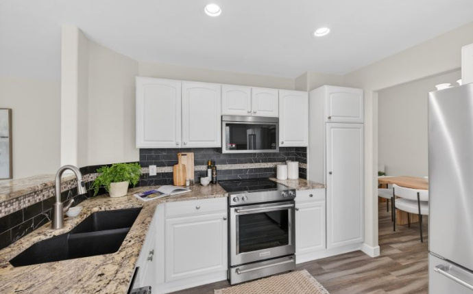 9792 Sydney Lane, Highlands Ranch, Douglas, Colorado, United States 80130, 3 Bedrooms Bedrooms, ,4 BathroomsBathrooms,House,For Sale,Sydney Lane,9675055