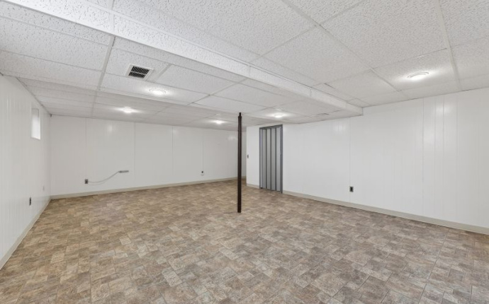 5465 S Kirk Circle, Centennial, Arapahoe, Colorado, United States 80015, 3 Bedrooms Bedrooms, ,3 BathroomsBathrooms,House,For Sale,S Kirk Circle,9675056