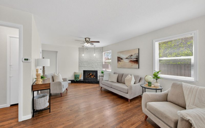 920 N Moline Street, Aurora, Arapahoe, Colorado, United States 80010, 3 Bedrooms Bedrooms, ,2 BathroomsBathrooms,House,Under Contract,N Moline Street,9675057