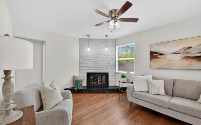 920 N Moline Street, Aurora, Arapahoe, Colorado, United States 80010, 3 Bedrooms Bedrooms, ,2 BathroomsBathrooms,House,Under Contract,N Moline Street,9675057