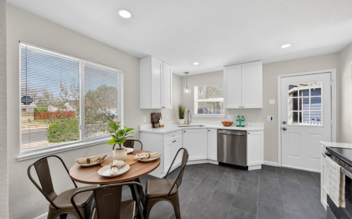 920 N Moline Street, Aurora, Arapahoe, Colorado, United States 80010, 3 Bedrooms Bedrooms, ,2 BathroomsBathrooms,House,Under Contract,N Moline Street,9675057