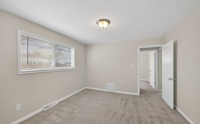 920 N Moline Street, Aurora, Arapahoe, Colorado, United States 80010, 3 Bedrooms Bedrooms, ,2 BathroomsBathrooms,House,Under Contract,N Moline Street,9675057