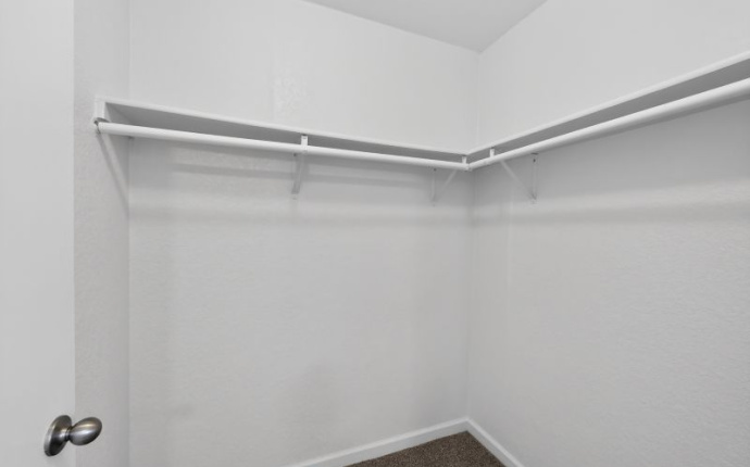 920 N Moline Street, Aurora, Arapahoe, Colorado, United States 80010, 3 Bedrooms Bedrooms, ,2 BathroomsBathrooms,House,Under Contract,N Moline Street,9675057