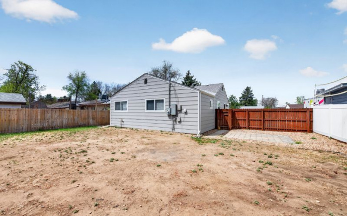 920 N Moline Street, Aurora, Arapahoe, Colorado, United States 80010, 3 Bedrooms Bedrooms, ,2 BathroomsBathrooms,House,Under Contract,N Moline Street,9675057