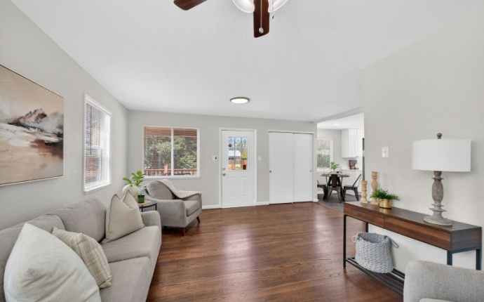 920 N Moline Street, Aurora, Arapahoe, Colorado, United States 80010, 3 Bedrooms Bedrooms, ,2 BathroomsBathrooms,House,Under Contract,N Moline Street,9675057