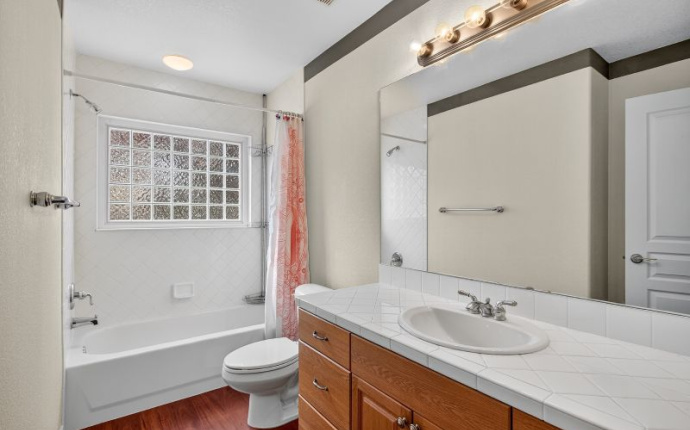 12056 E Lake Circle, Arapahoe, Colorado, United States, 3 Bedrooms Bedrooms, ,4 BathroomsBathrooms,House,For Sale,E Lake Circle,9675059 12056 E Lake Circle, Arapahoe, Colorado, United States, 3 Bedrooms Bedrooms, ,4 BathroomsBathrooms,House,For Sale,E Lake Circle,9675059
