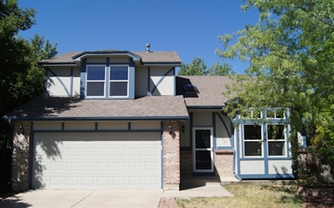 17950 E Jarvis Pl., Aurora, CO  80013