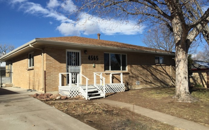 5 Bedrooms, House, Sold!, S Fox St, 3 Bathrooms, Listing ID 6705260, Englewood, Arapahoe, Colorado, United States, 80110,