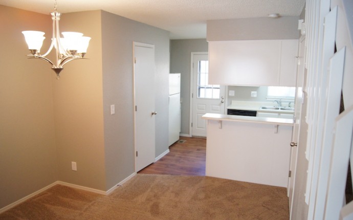 2 Bedrooms, House, Sold!, E Hoye Dr, 2 Bathrooms, Listing ID 9673946, Aurora, Arapahoe, Colorado, United States, 80012,