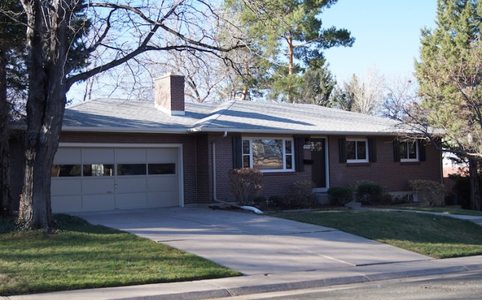 5 Bedrooms, House, Sold!, E Kenyon Dr, 3 Bathrooms, Listing ID 9673972, Denver, Denver, Colorado, United States, 80237,