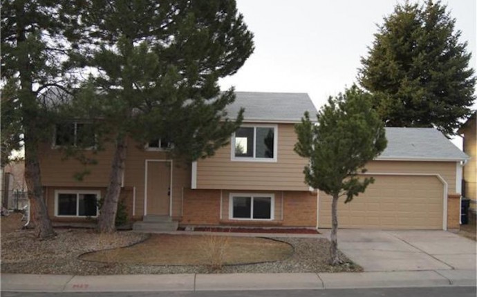 1062 W 95th Pl., Thornton, CO  80260