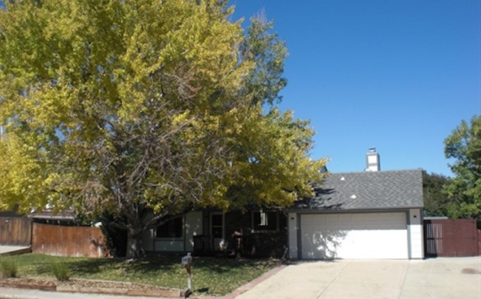 17633  E Tennessee Dr., Aurora, CO 80017