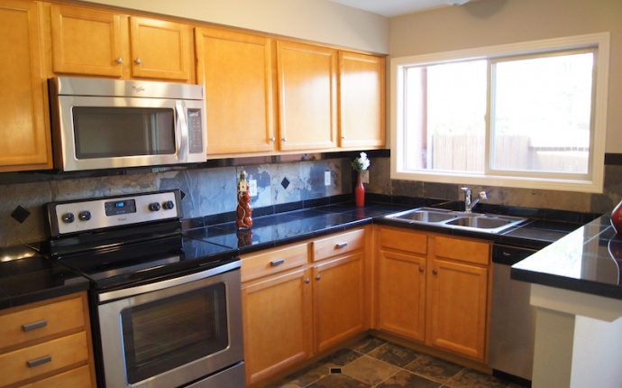 2 Bedrooms, Townhome, Sold!, S Crystal Way, 2 Bathrooms, Listing ID 9674150, Aurora, Arapahoe, Colorado, United States, 80012,