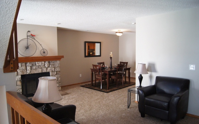 2 Bedrooms, Townhome, Sold!, E Wyoming Dr #B, 3 Bathrooms, Listing ID 9674154, Aurora, Arapahoe, Colorado, United States, 80017,