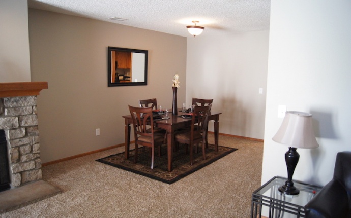 2 Bedrooms, Townhome, Sold!, E Wyoming Dr #B, 3 Bathrooms, Listing ID 9674154, Aurora, Arapahoe, Colorado, United States, 80017,