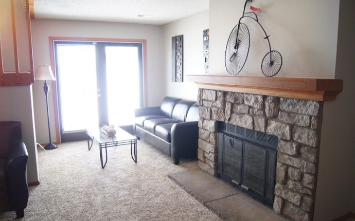 2 Bedrooms, Townhome, Sold!, E Wyoming Dr #B, 3 Bathrooms, Listing ID 9674154, Aurora, Arapahoe, Colorado, United States, 80017,