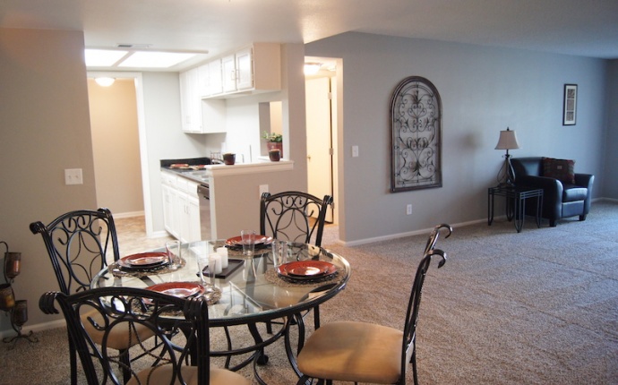 2 Bedrooms, Townhome, Sold!, S Kalispell Way #207, 2 Bathrooms, Listing ID 9674156, Aurora, Arapahoe, Colorado, United States, 80017,