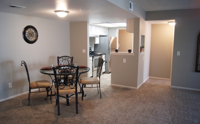 2 Bedrooms, Townhome, Sold!, S Kalispell Way #207, 2 Bathrooms, Listing ID 9674156, Aurora, Arapahoe, Colorado, United States, 80017,