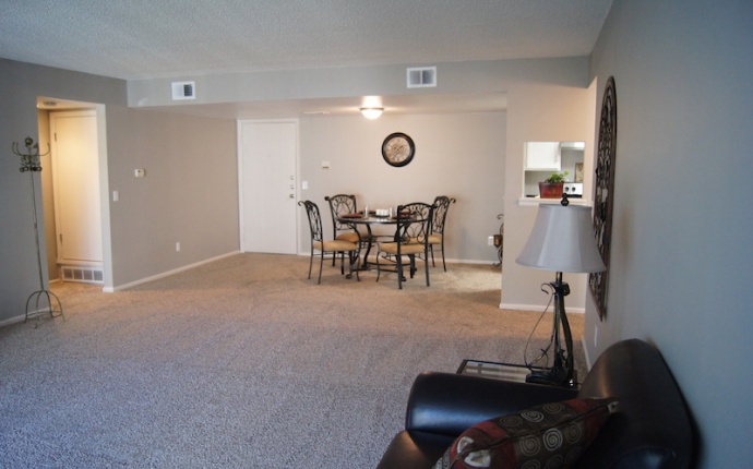 2 Bedrooms, Townhome, Sold!, S Kalispell Way #207, 2 Bathrooms, Listing ID 9674156, Aurora, Arapahoe, Colorado, United States, 80017,