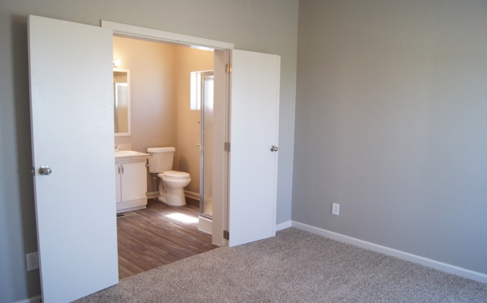 5 Bedrooms, House, Sold!, S Lenaview Cir, 2 Bathrooms, Listing ID 9674179, Bennett, Arapahoe, Colorado, United States, 80102,