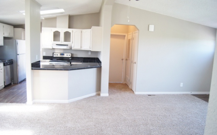 5 Bedrooms, House, Sold!, S Lenaview Cir, 2 Bathrooms, Listing ID 9674179, Bennett, Arapahoe, Colorado, United States, 80102,