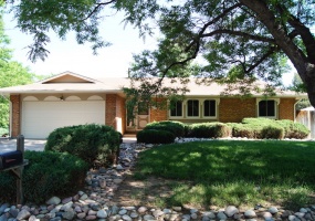 4 Bedrooms, House, Sold!, E Arizona Ave, 3 Bathrooms, Listing ID 9674181, Aurora, Arapahoe, Colorado, United States, 80012,