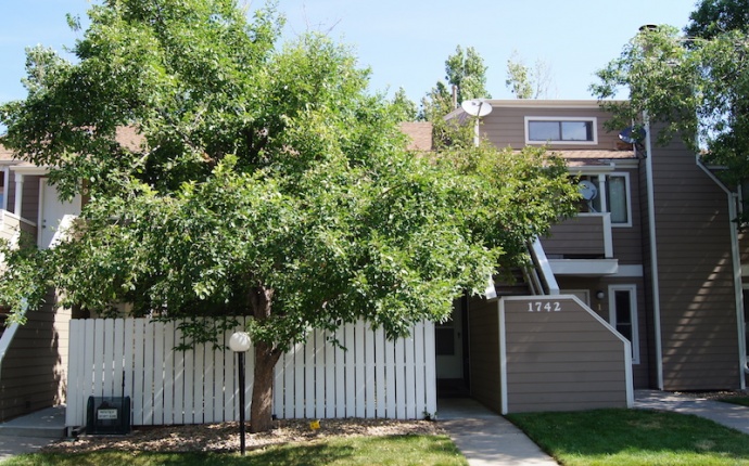 2 Bedrooms, Apartment, Sold!, S Trenton St #6, 2 Bathrooms, Listing ID 9674184, Denver, Denver, Colorado, United States, 80231,