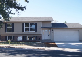 5 Bedrooms, House, Sold!, E Exposition Ave, 2 Bathrooms, Listing ID 9674200, Aurora, Arapahoe, Colorado, United States, 80012,