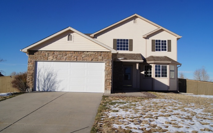 3 Bedrooms, House, Sold!, Shelby Dr, 3 Bathrooms, Listing ID 9674222, Castle Rock, Douglas, Colorado, United States, 80104,