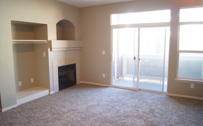 3 Bedrooms, Apartment, Sold!, E 1st Dr #206, 2 Bathrooms, Listing ID 9674225, Aurora, Arapahoe, Colorado, United States, 80011,