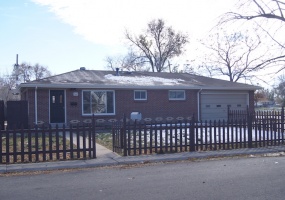 5 Bedrooms, House, Sold!, Victor St, 2 Bathrooms, Listing ID 9674228, Aurora, Adams, Colorado, United States, 80011,