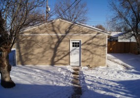 3 Bedrooms, House, Sold!, Newark St, 2 Bathrooms, Listing ID 7048169, Aurora, Adams, Colorado, United States, 80010,