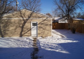 3 Bedrooms, House, Sold!, Newark St, 2 Bathrooms, Listing ID 7048169, Aurora, Adams, Colorado, United States, 80010,