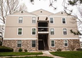 2 Bedrooms, House, Sold!, W 76th Ave #422, 2 Bathrooms, Listing ID 9674289, Arvada, Jefferson, Colorado, United States, 80003,