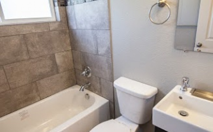 4 Bedrooms, House, Sold!, Geneva St, 2 Bathrooms, Listing ID 9674296, Aurora, Arapahoe, Colorado, United States, 80010,