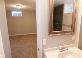 4 Bedrooms, House, Sold!, E Alaska Ave, 2 Bathrooms, Listing ID 9674307, Aurora, Arapahoe, Colorado, United States, 80012,