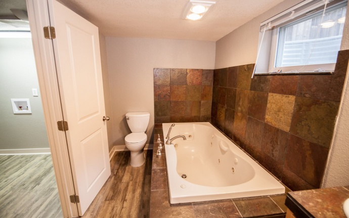 3 Bedrooms, House, Sold!, S Cook St, 2 Bathrooms, Listing ID 9674314, Denver, Denver, Colorado, United States, 80210,