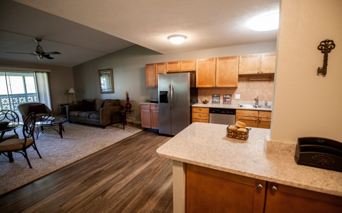 2 Bedrooms, House, Sold!, E Center Ave #8B, 2 Bathrooms, Listing ID 9674359, Denver, Denver, Colorado, United States, 80247,