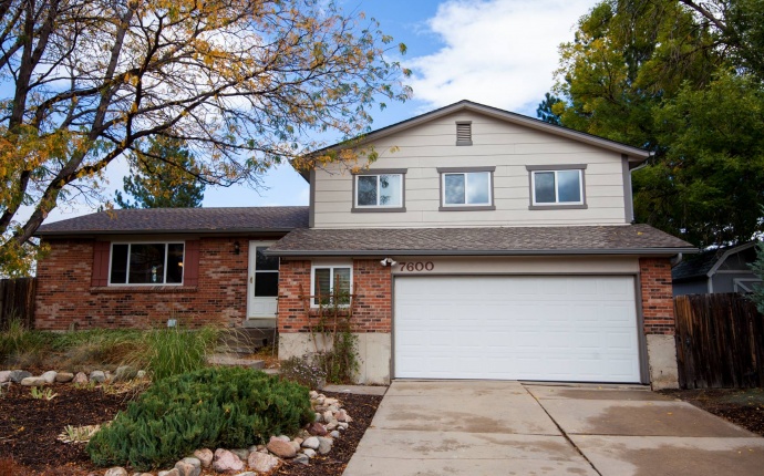 3 Bedrooms, House, Sold!, Coors St, 3 Bathrooms, Listing ID 9674361, Arvada, Jefferson, Colorado, United States, 80005,