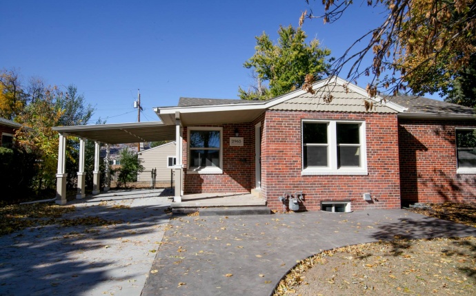 3 Bedrooms, House, Sold!, Locust St, 2 Bathrooms, Listing ID 9674364, Denver, Denver, Colorado, United States, 80207,