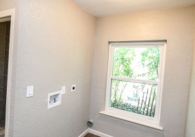 3 Bedrooms, House, Sold!, W Louisiana Ave, 2 Bathrooms, Listing ID 9674369, Denver, Denver, Colorado, United States, 80219,