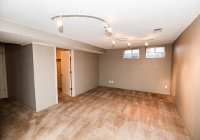 3 Bedrooms, Townhome, Sold!, E Mississippi Ave #D, 3 Bathrooms, Listing ID 9674384, Denver, Denver, Colorado, United States, 80224,