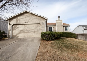 3 Bedrooms, House, Sold!, S Genoa St, 2 Bathrooms, Listing ID 9674387, Centennial, Arapahoe, Colorado, United States, 80015,