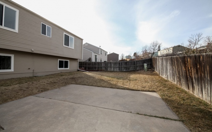 3 Bedrooms, House, Sold!, S Genoa St, 2 Bathrooms, Listing ID 9674387, Centennial, Arapahoe, Colorado, United States, 80015,