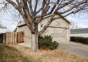 3 Bedrooms, House, Sold!, S Genoa St, 2 Bathrooms, Listing ID 9674387, Centennial, Arapahoe, Colorado, United States, 80015,