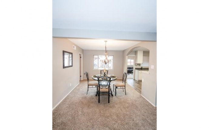 3 Bedrooms, House, Sold!, Salem St, 2 Bathrooms, Listing ID 9674390, Aurora, Colorado, United States, 80011,