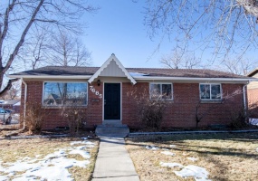 4 Bedrooms, House, Sold!, James Way, 3 Bathrooms, Listing ID 9674401, Westminster, Adams, Colorado, United States, 80030,