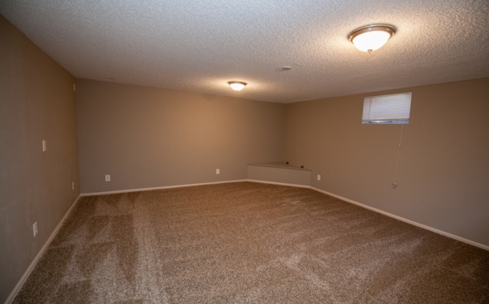 2 Bedrooms, House, Sold!, S Eagle Cir, 3 Bathrooms, Listing ID 9674407, Aurora, Arapahoe, Colorado, United States, 80012,