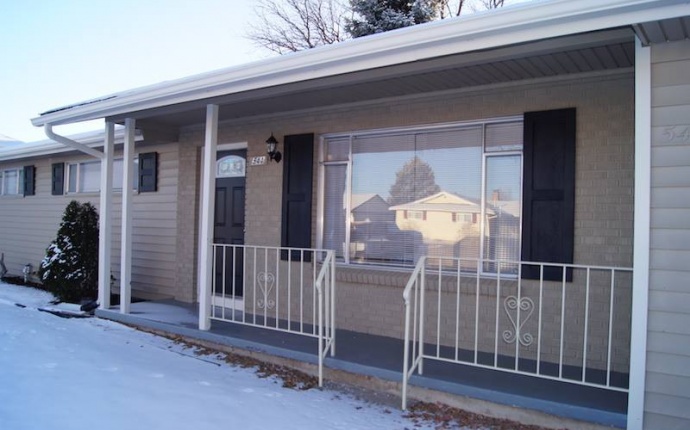 3 Bedrooms, House, Sold!, Colorado Springs, 2 Bathrooms, Listing ID 9674411, El Paso, Colorado, United States, 80911,